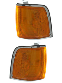 1991-1997 Isuzu Rodeo Corner Light Driver Left and Passenger Right Side IZ2520104