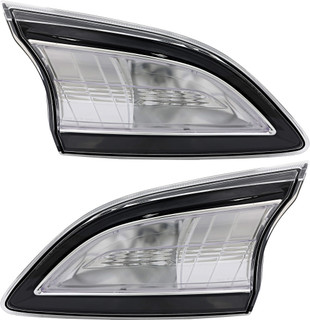 2010-2013 Mazda 3 Hatchback Inner Tail Light Driver Left and Passenger Right Side Without remote Keyless Entry