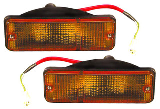 1985-1986 Toyota Camry Turn Signal Light Driver Left and Passenger Right Side