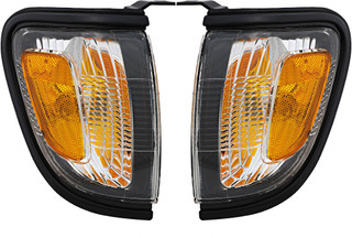 2001-2004 Toyota Tacoma Corner Light Driver Left and Passenger Right Side TO2520163