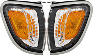 2001-2004 Toyota Tacoma Corner Light Driver Left and Passenger Right Side