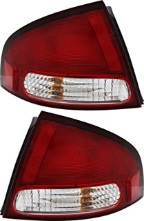2000-2003 Nissan Sentra Tail Light Driver Left and Passenger Right Side