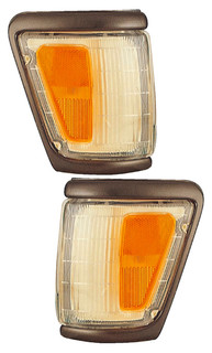 1992-1995 Toyota Pickup Tail Light Driver Left and Passenger Right Side