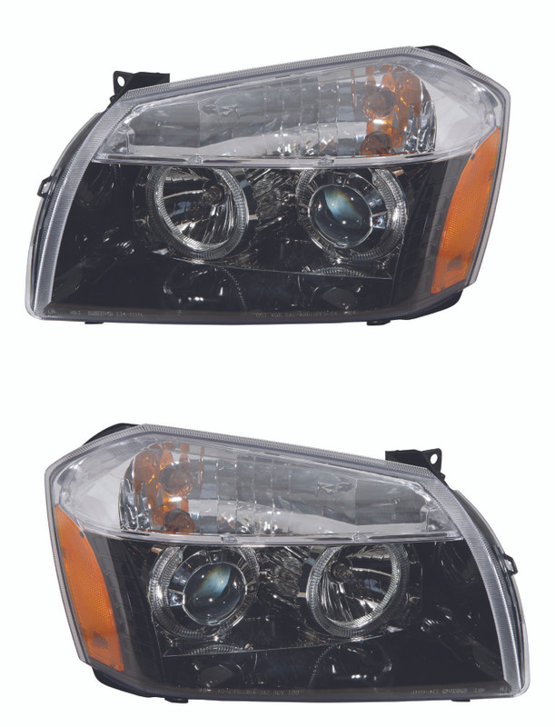 2005 Dodge Magnum Headlight Set Halogen Black Housing Pair Driver and Passenger Side