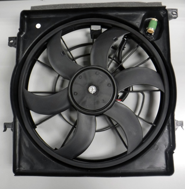 2013 Hyundai Sonata Dual Radiator and Condenser Fan Assembly 2.0L 4 Cylinder