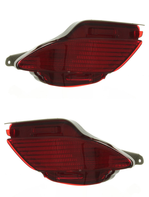 2010 Lexus RX450h Rear Reflectors - Driver Left and Passenger Right Side Canada Japan Built