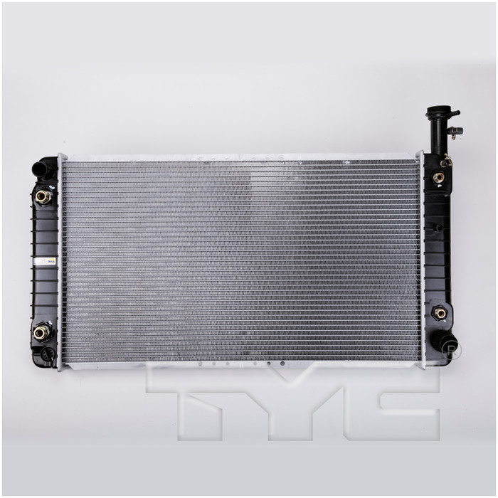2004 Chevrolet Express 1500 Radiator 4.3L 6 Cylinder