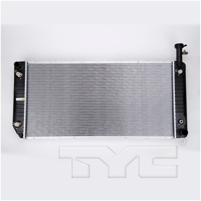 2003 Chevrolet Express 2500 Radiator 4.8L 8 Cylinder