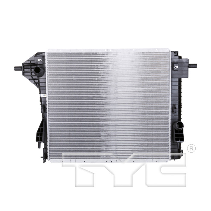 2011 Ford F-250 Super Duty Radiator 6.2L 8 Cylinder