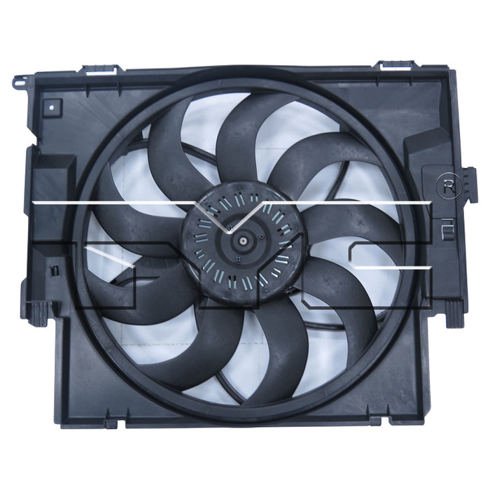 2014 BMW 328d Dual Radiator and Condenser Fan Assembly