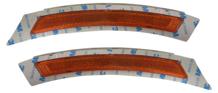 2008 BMW 535i Sedan 4 Door Bumper Reflector Front Pair Set Left Driver and Passenger Right Side