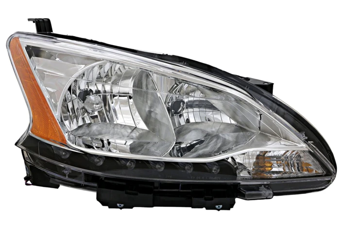 2013-2015 Nissan Sentra Headlight Passenger Right Side Halogen