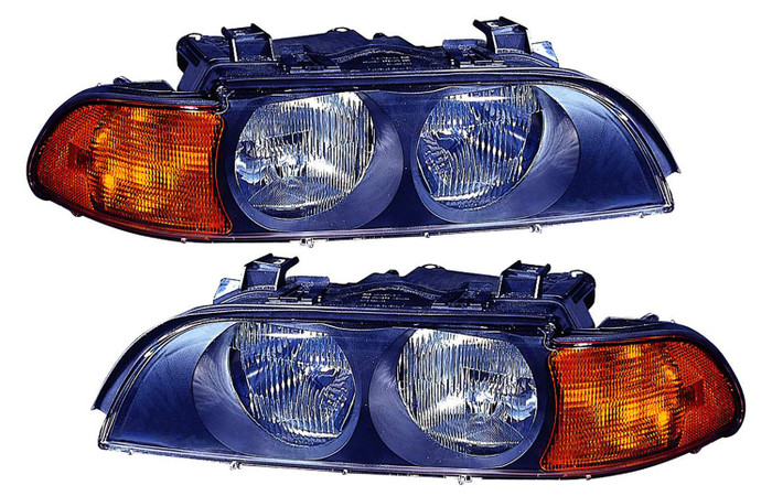 1998-2000 BMW 5 Series Headlights Driver Left and Passenger Right Side Halogen