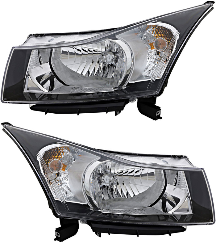 2011-2012 Chevrolet Cruze Headlights Driver Left and Passenger Right Side Halogen
