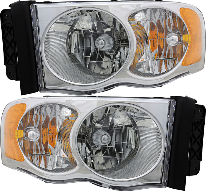 2005 Dodge Ram 1500 Headlights Driver Left and Passenger Right Side Halogen