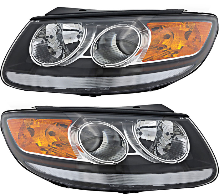 2012 Hyundai Santa Fe Headlights Driver Left and Passenger Right Side Halogen Black Trim