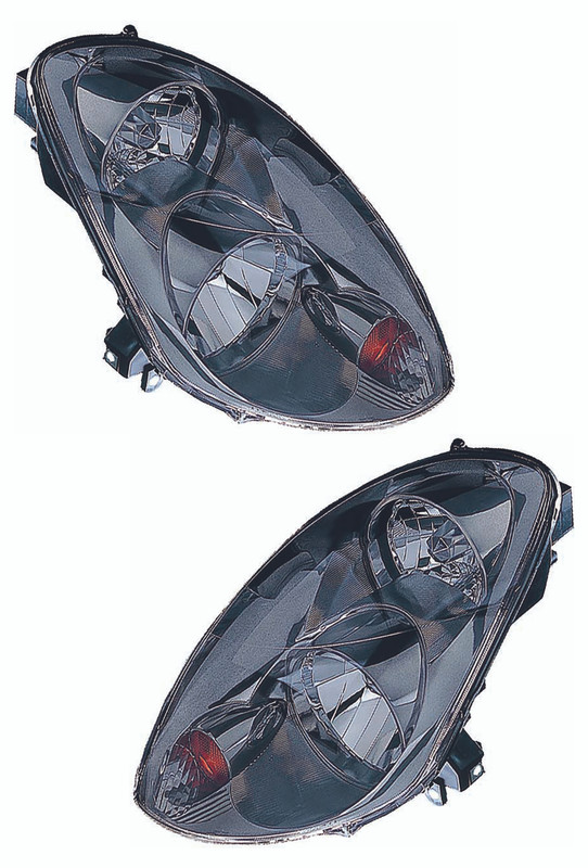 2003-2004 Infiniti G35 Sedan Headlights Driver Left and Passenger Right Side HID/Xenon