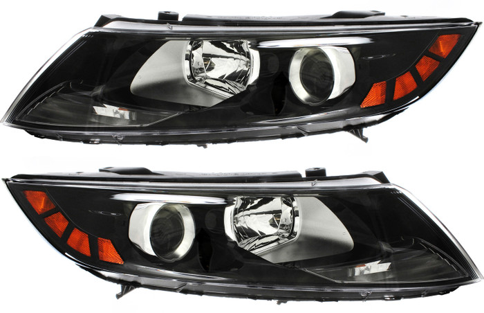 2010 Kia Optima Headlights Driver Left and Passenger Right Side Halogen