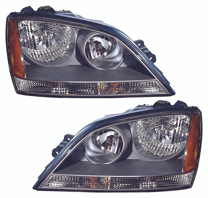 2005-2006 Kia Sorento Sport Headlights Driver Left and Passenger Right Side Halogen Black Trim