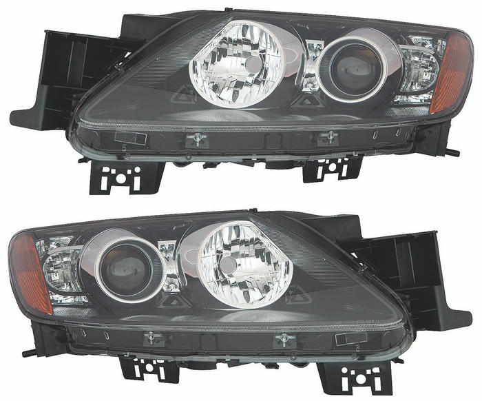 2012 Mazda CX-7 Headlights Driver Left and Passenger Right Side HID/Xenon