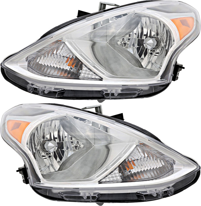 2015-2019 Nissan Versa Sedan Headlights Driver Left and Passenger Right Side Halogen