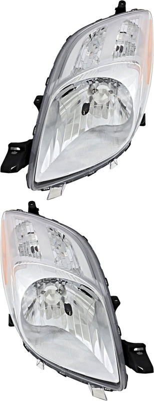 2007-2008 Toyota Yaris Hatchback Headlights Driver Left and Passenger Right Side Halogen