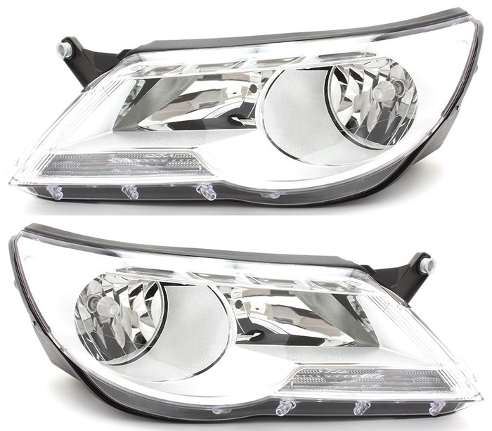 2009-2011 Volkswagen Tiguan Headlights Driver Left and Passenger Right Side Halogen