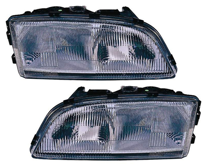 1998-2000 Volvo C70 Headlights Driver Left and Passenger Right Side Halogen