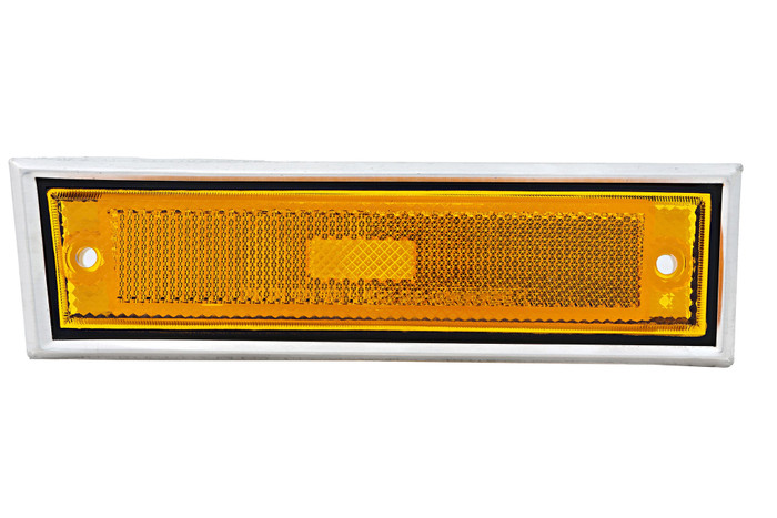 1981-1991 GMC K2500 Corner Light Passenger Right Side With Chrome Trim