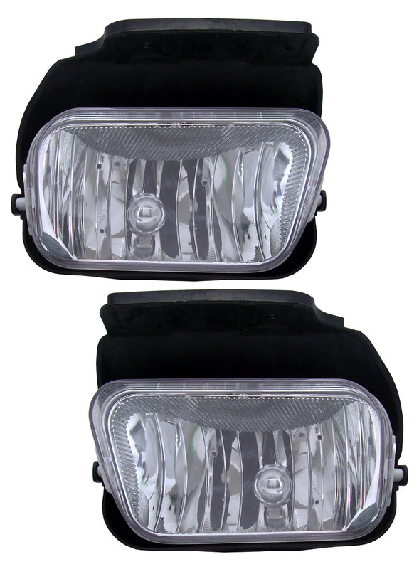 2003-2004 Chevrolet Silverado 2500 Fog Light Driver Left and Passenger Right Side