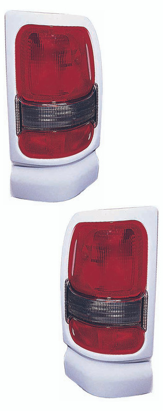 1994-2001 Dodge Ram 2500 Tail Light Driver Left and Passenger Right Side