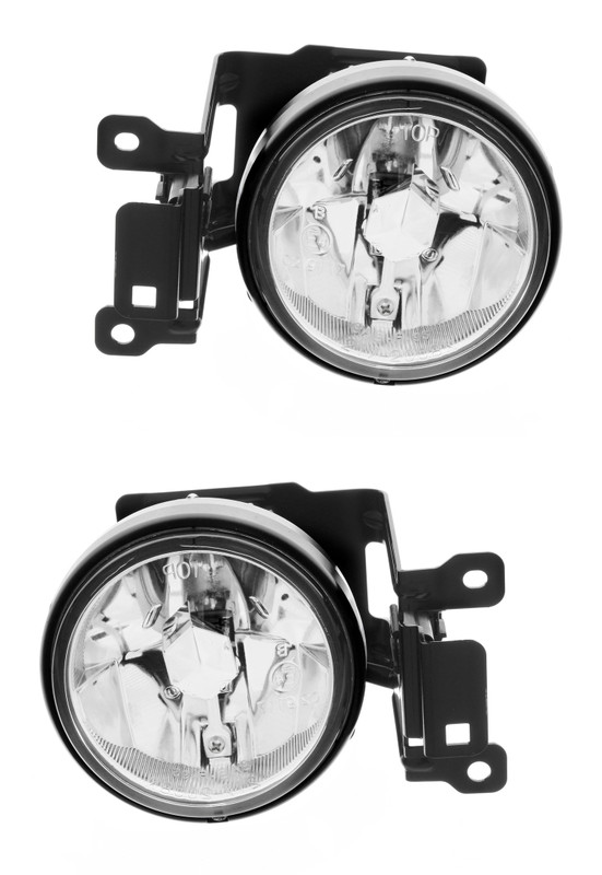 2000-2004 Mitsubishi Montero Sport Fog Light Driver Left and Passenger Right Side