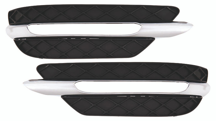 2012 Mercedes Benz C Class Fog Light Trim Driver Left and Passenger Right Side Excluding AMG