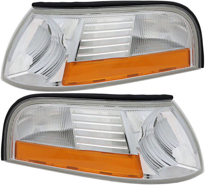 2003-2005 Mercury Grand Marquis Corner Light Driver Left and Passenger Right Side