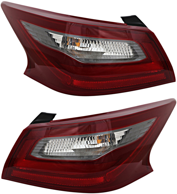 2018 Nissan Altima Sedan Tail Light Driver Left and Passenger Right Side Without Smoke Lens