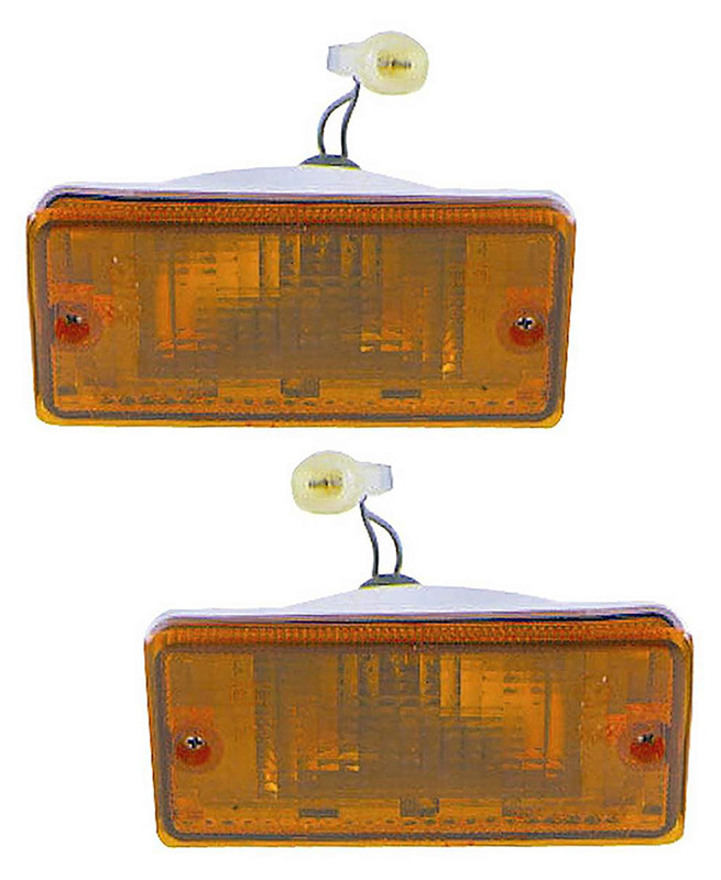 1982-1983 Nissan Sentra Parking Light Driver Left and Passenger Right Side