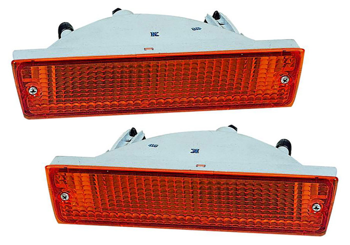 1987-1990 Nissan Sentra Coupe Turn Signal Light Driver Left and Passenger Right Side