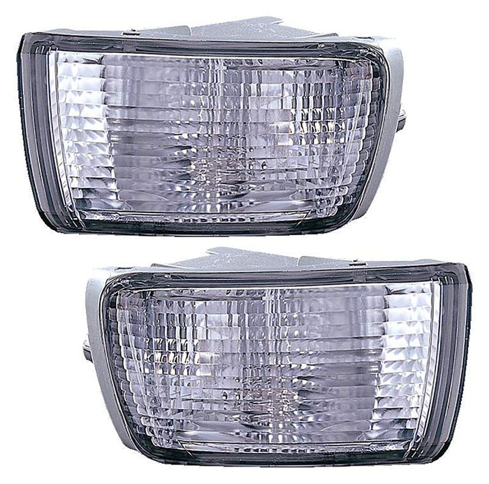 2003-2005 Toyota 4Runner Driving Light Driver Left and Passenger Right Side With Daytime Running Light