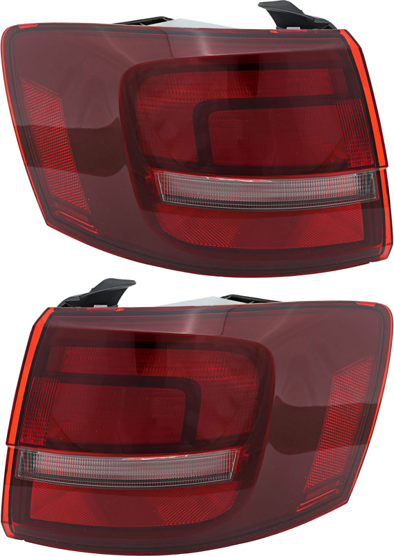 2015-2018 Volkswagen Jetta Tail Light Driver Left and Passenger Right Side Without LED
