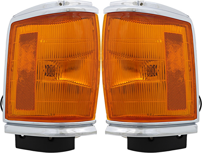 1987-1988 Toyota Pickup DLX,SR5 Corner Light Driver Left and Passenger Right Side