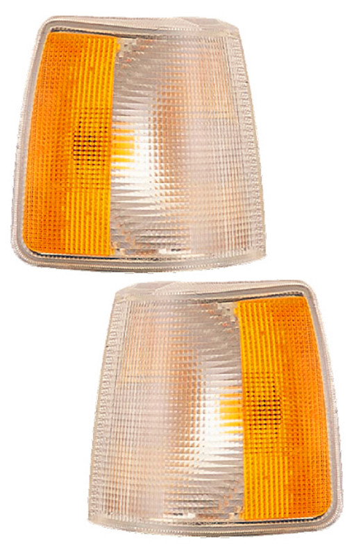 1991-1995 Volvo 940 Parking Light Driver Left and Passenger Right Side Without Fog Light