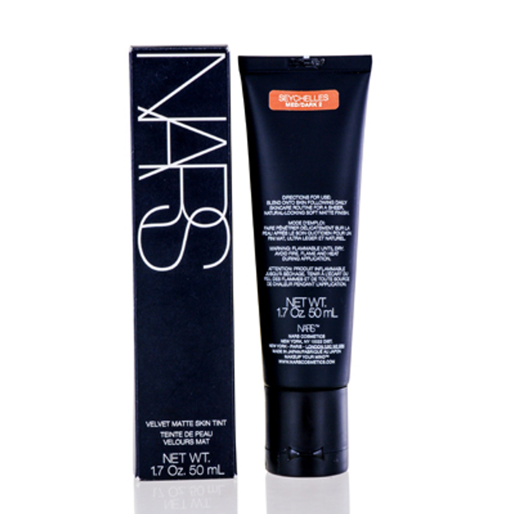 Nars Seychelles hydratant SPF 30 1,7 oz (50 ml) pour peau moyennement foncée avec nuances dorées