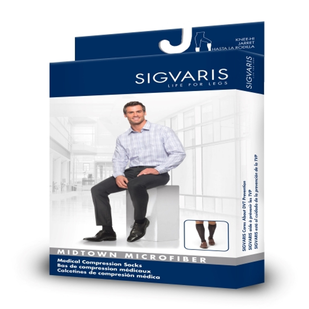 Sigvaris 822 Midtown MIcrofiber 20-30 mmHg للرجال مغلق عند الأصابع للركبة مع قبضة سيليكون - 822C