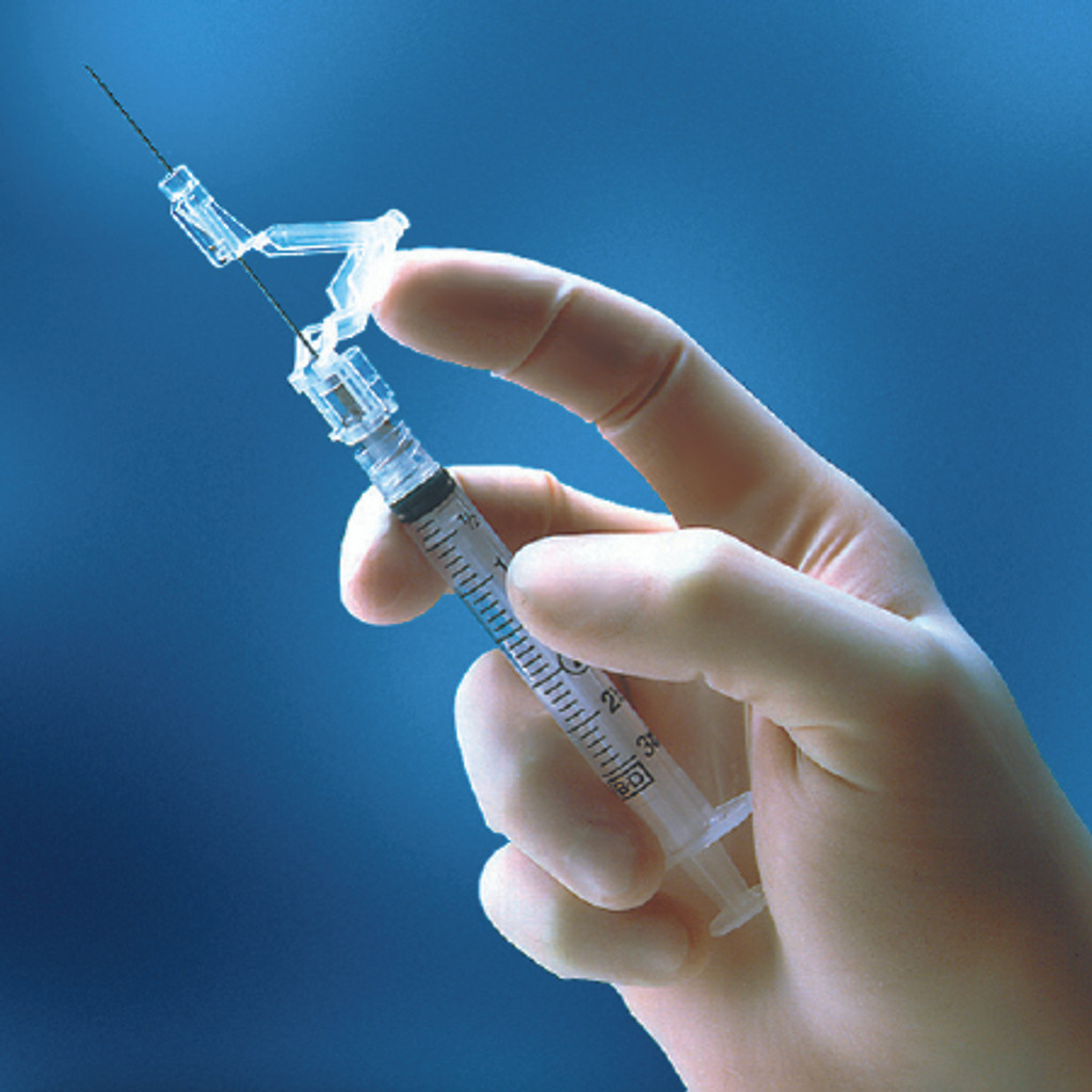 Syringe with Hypodermic Needle SafetyGlide™ 5 mL 22 Gauge 1-1/2 Inch Detachable Needle Sliding Safety Needle