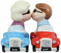 PT Magnetic Kissing Couple in Cars Salt and Pepper Shaker Set