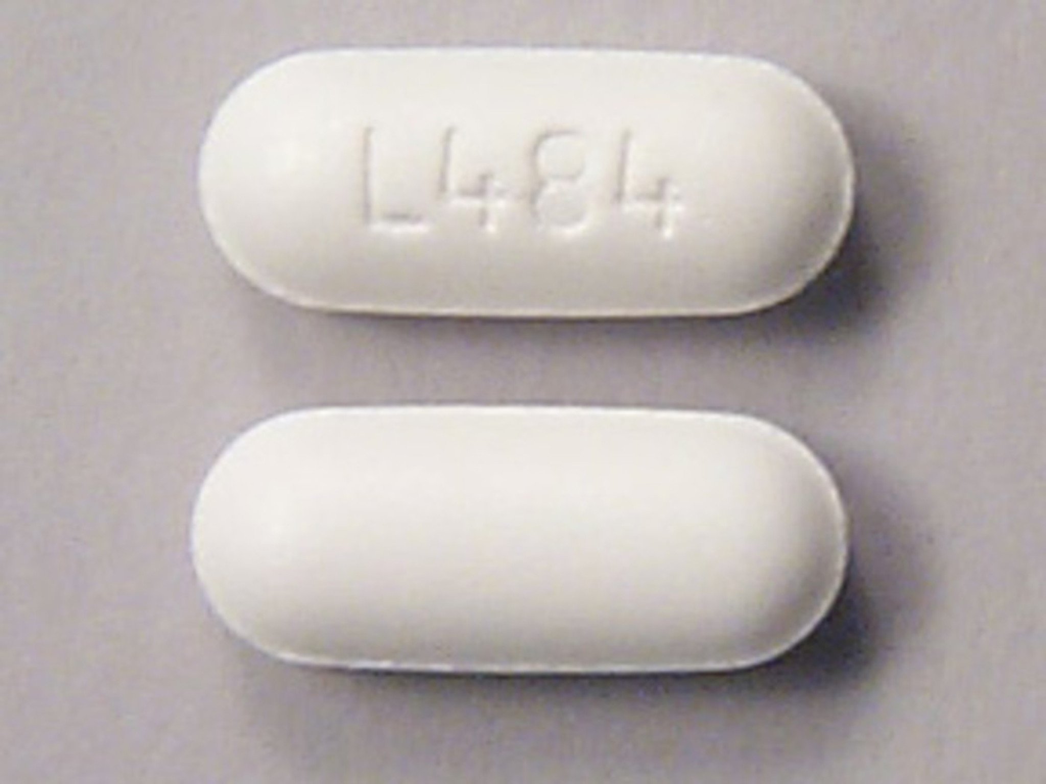 L484 White Long Pill - i2fdxrj