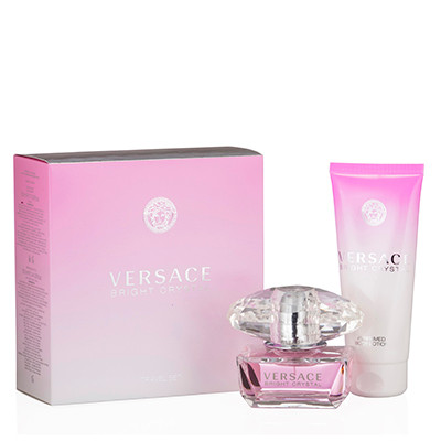 BRIGHT CRYSTAL/VERSACE TRAVEL SET (W)
EDT SPRAY 1.7 OZ
BODY LOTION 3.4 OZ
IN GIFT BOX
