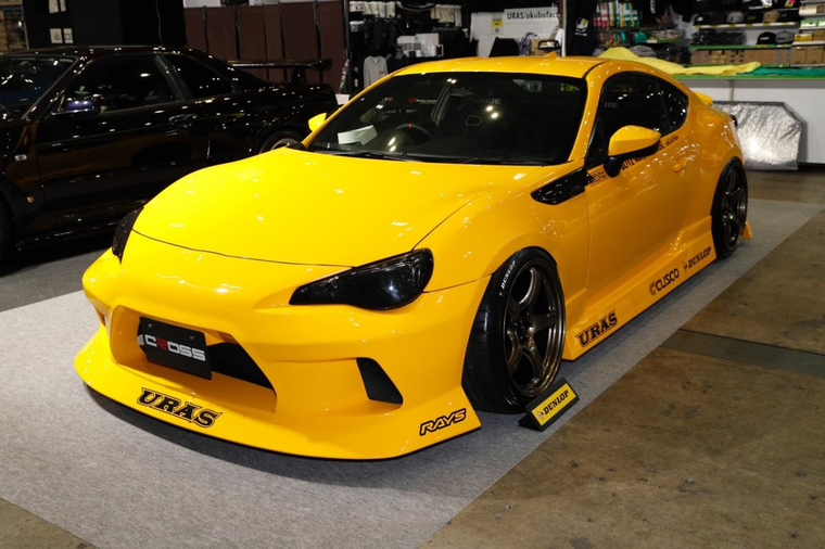 URAS HARIDASHI FRONT BUMPER - FRS / BRZ