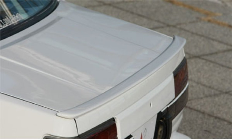 VERTEX TOYOTA COROLLA AE86 LEVIN REAR TRUNK SPOILER (FRP)