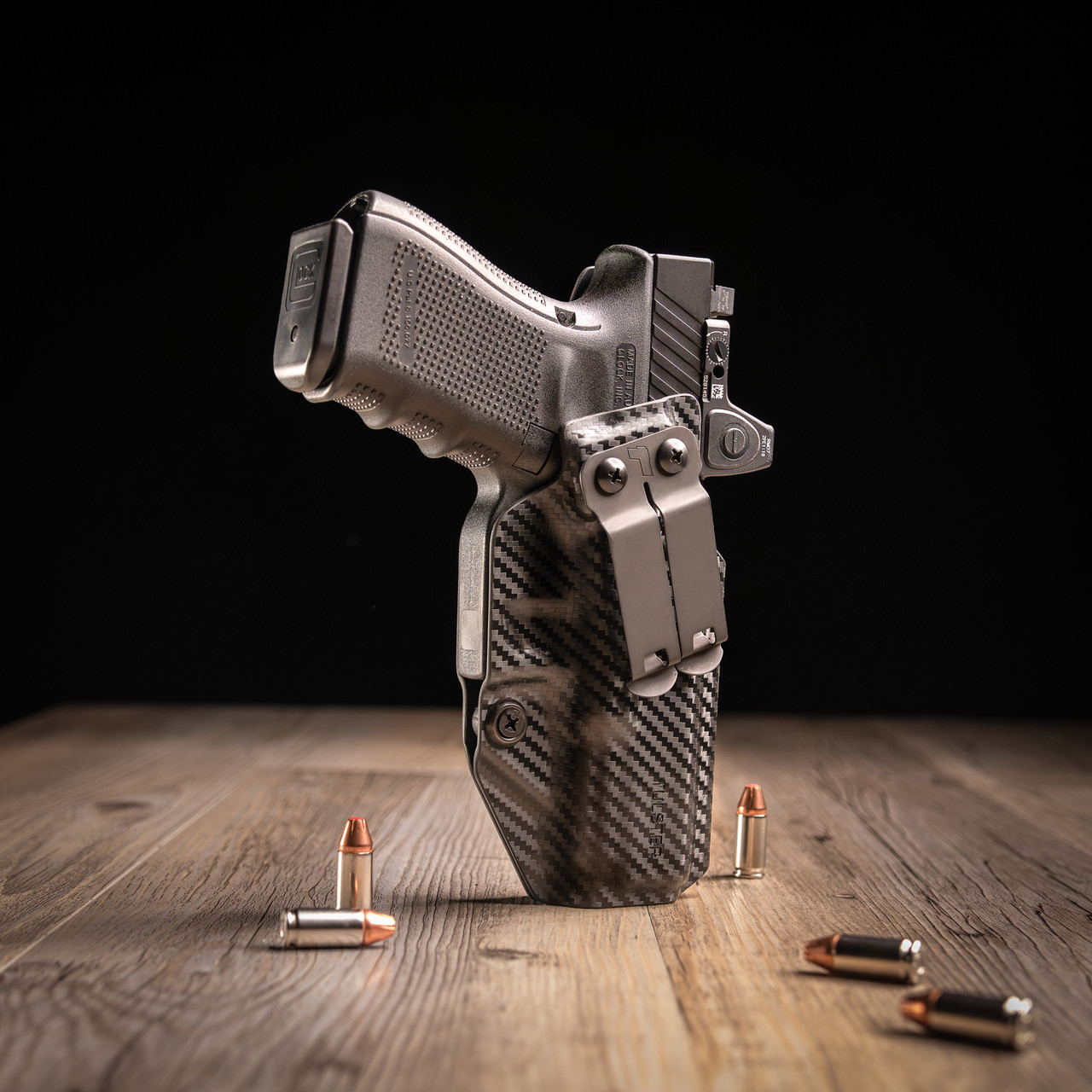 Profile+ IWB Holster in Right Hand for: Glock 19/MOS/19X/23/25/32